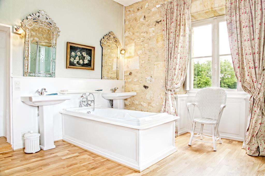 Saint-Sulpice-et-Cameyrac Chateau Lamothe Du Prince Noir - B&B חדר תמונה